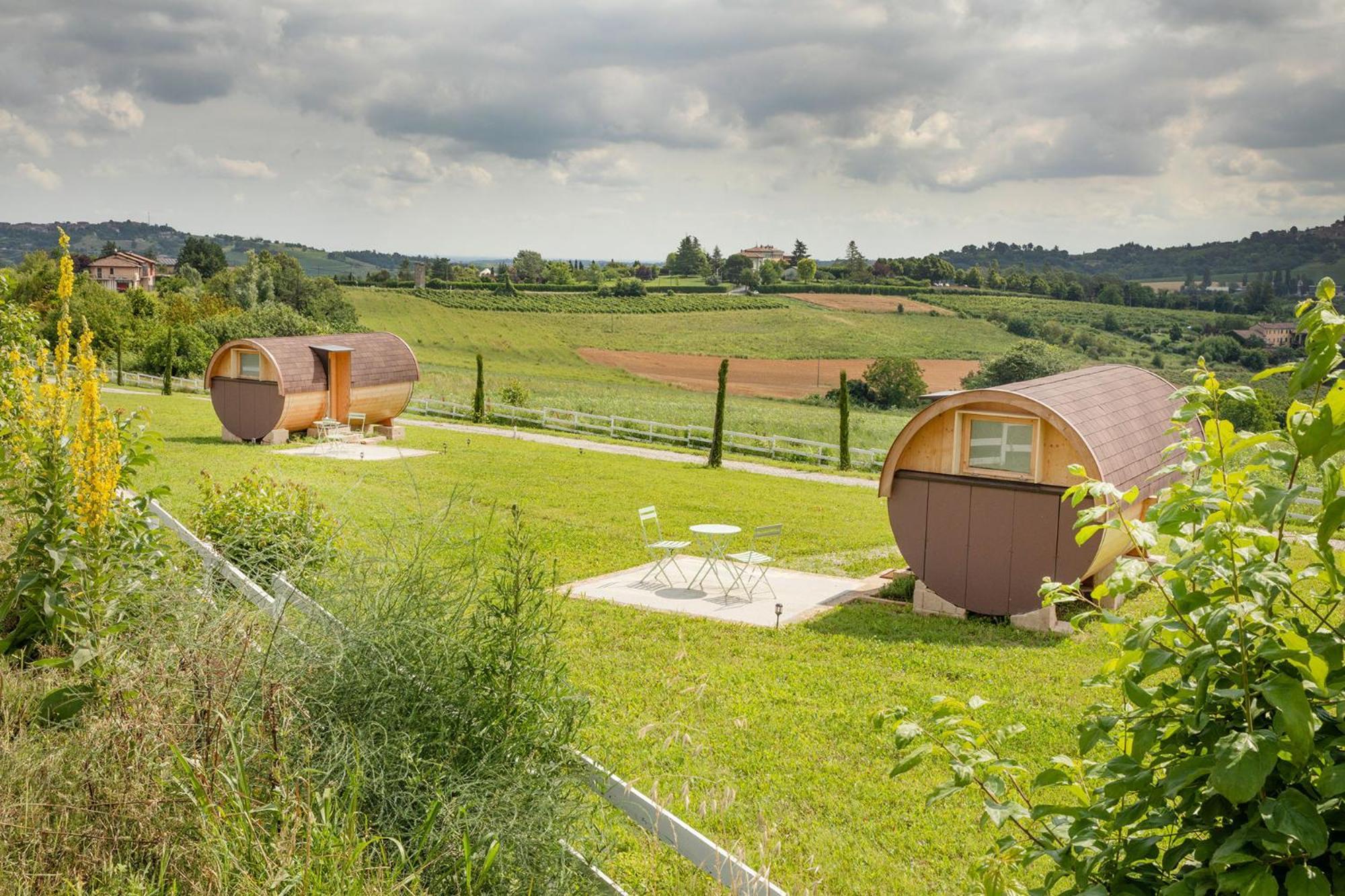 Отель Notte Nella Botte Vignale Monferrato Экстерьер фото